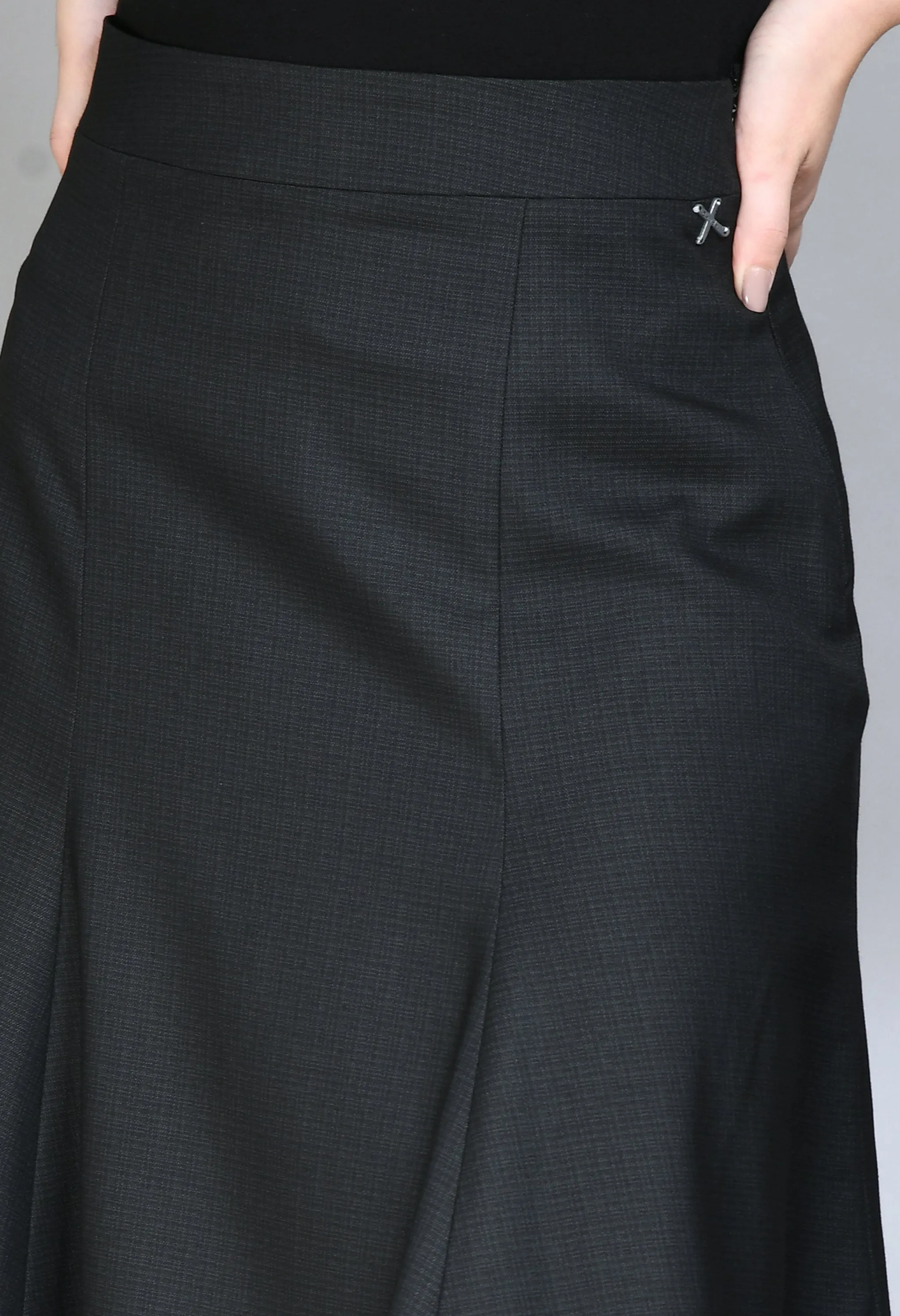 Black Cotton Blend Decisiveness Checked A-Line Skirt