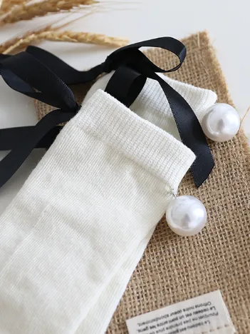 Girls A Little Pearl Socks