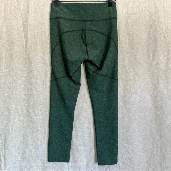 Outdoor Voices 3/4 Warm-up Cropped Leggings in Hunter Green