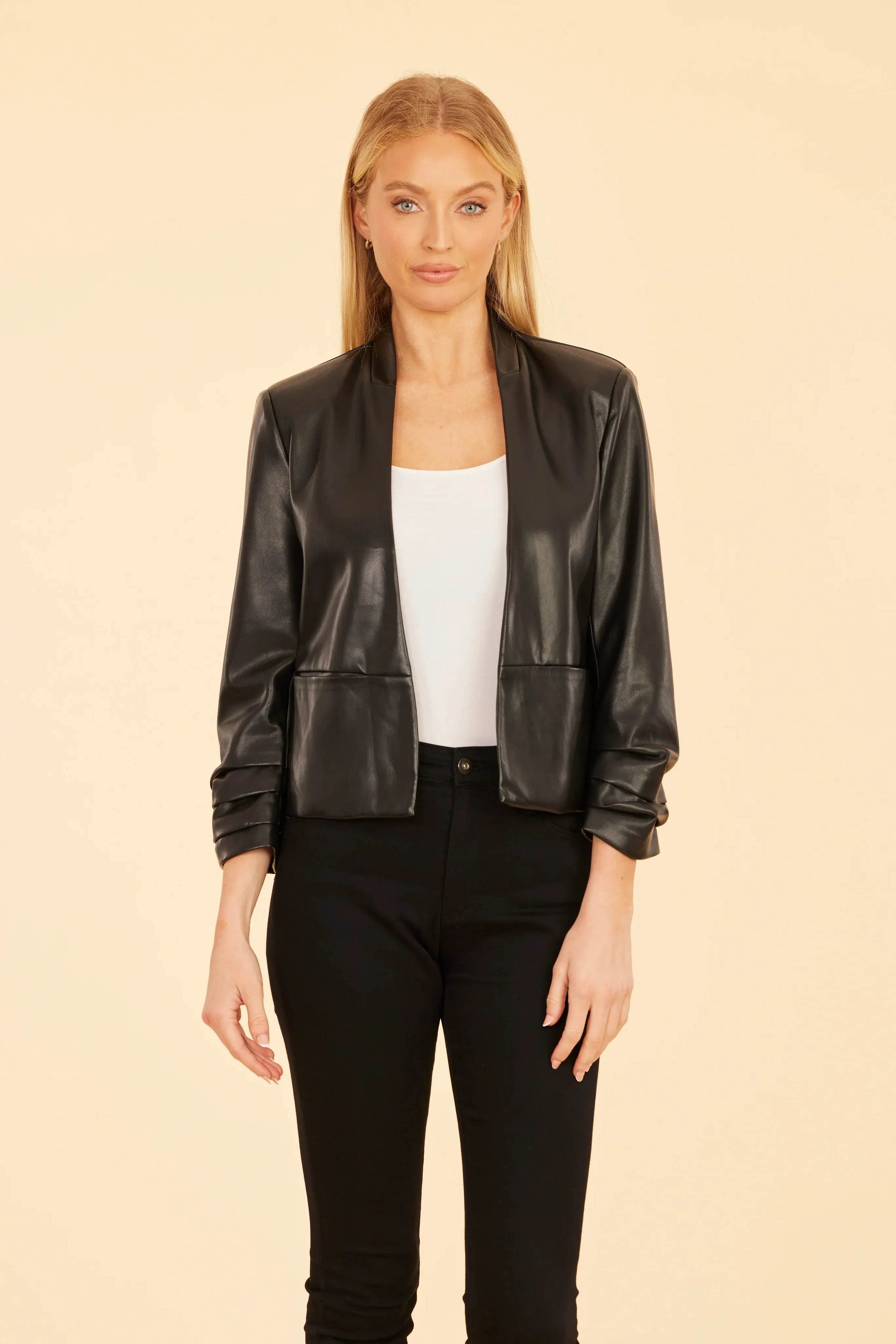 RUCHED SLEEVE BLAZER